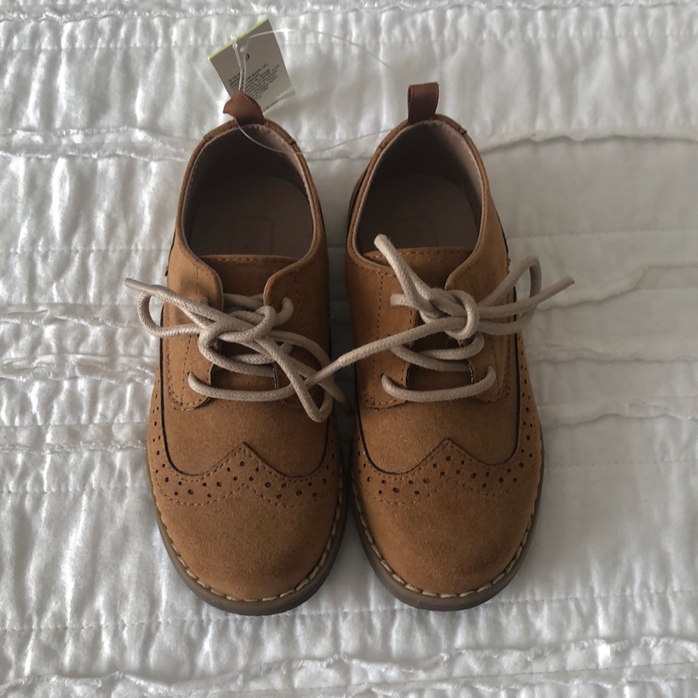 NWT Toddler Girls Brown Suede-Like Shoes